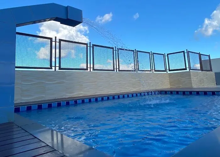 Center PlazaHotel Em